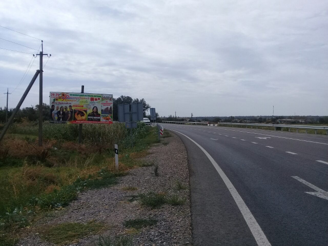 Щит 6x3,  р-н пост ГАИ, транспорт.развязка,въезд в Сарату,на Татрбунары,АЗС