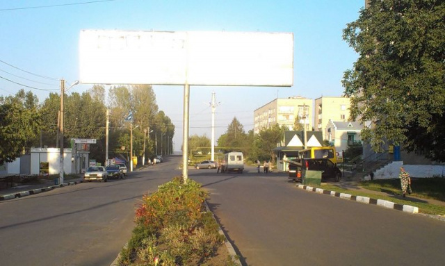 Щит 6x3,  пр-кт Победы на разделительной полосе напротив котельной
